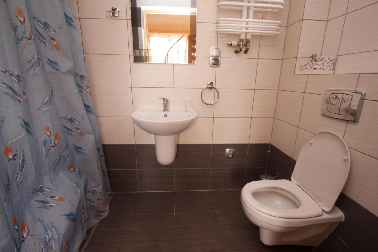 Dom Wczasowy Alka Dziwnów Exteriér fotografie